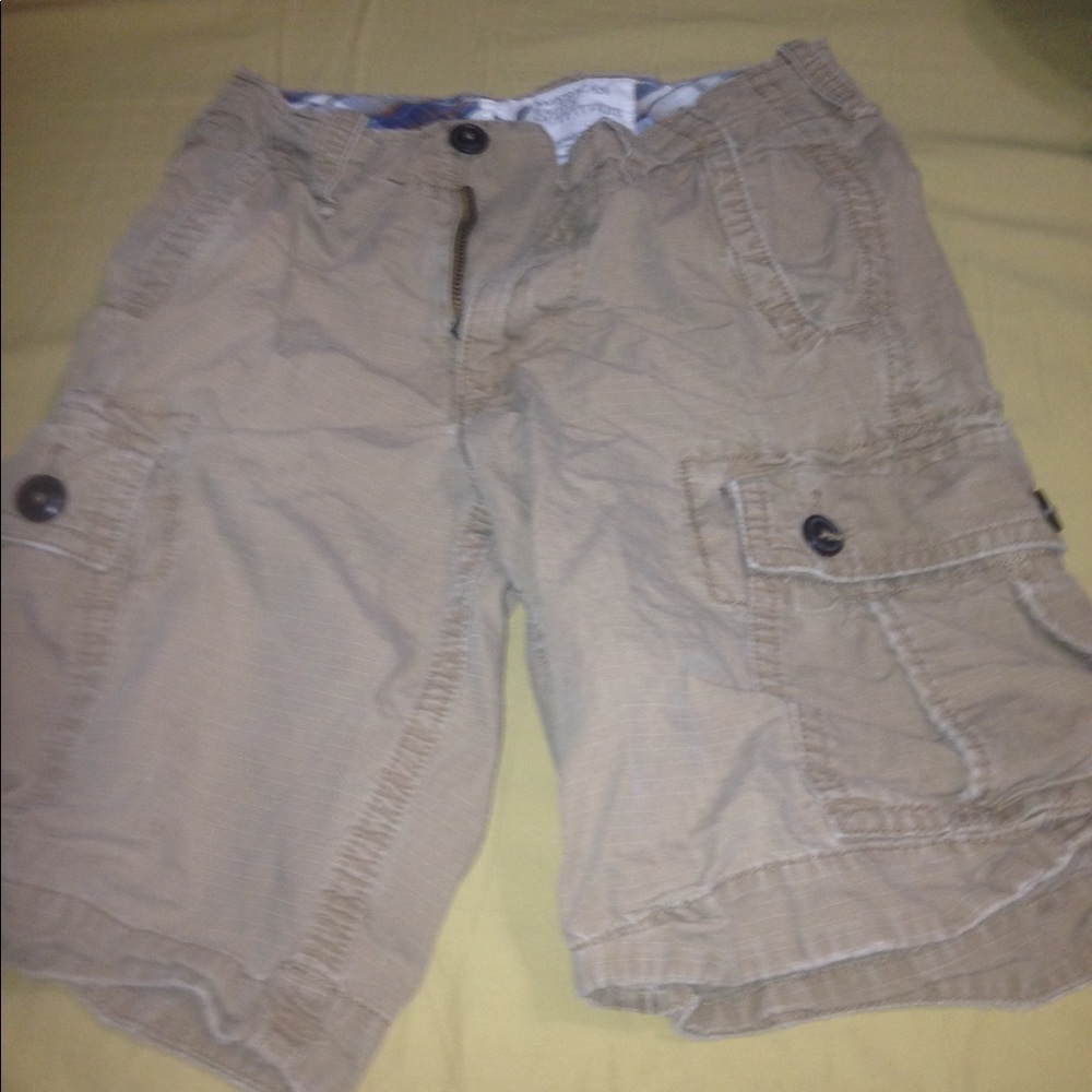 American Eagle cargo shorts